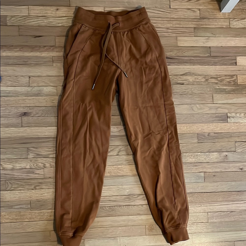 Lululemon women’s joggers - size 0